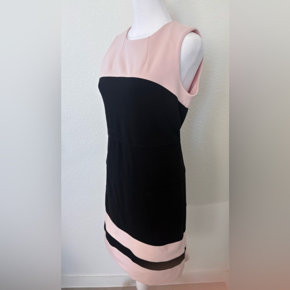 Tommy Hilfiger Black and Light Pink Sleeveless Colorblock Midi Dress - Picture 6 of 9
